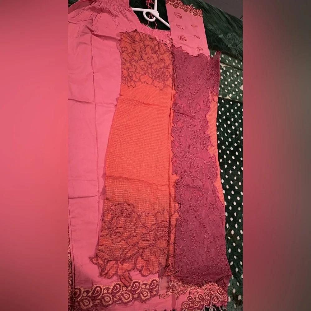 Pakistani dresses - Picture 8 of 11